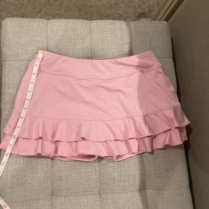 Eleven by Venus Williams Hummingbird tennis skirt Sz medium EUC